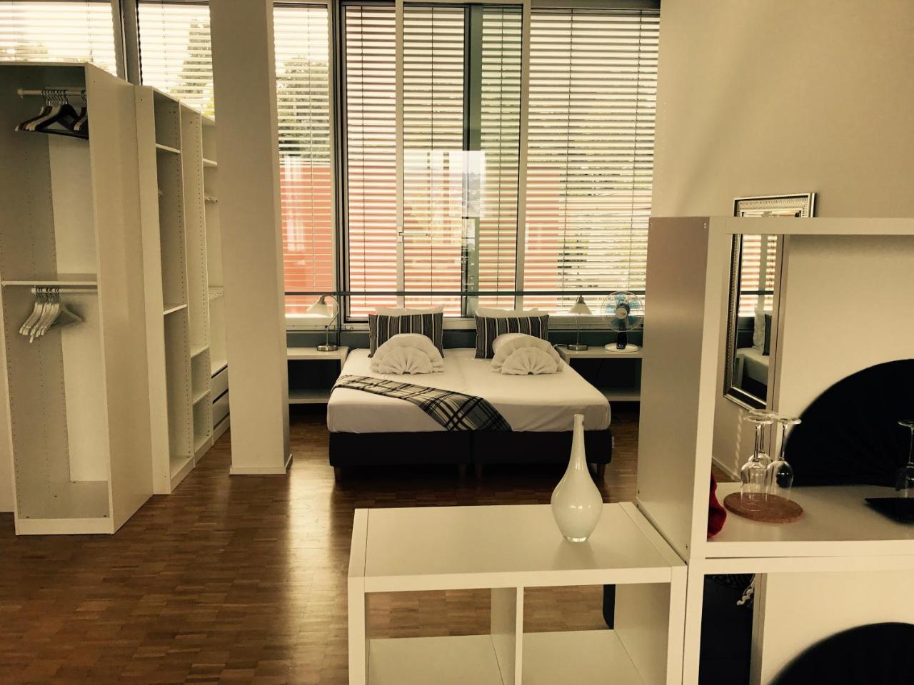 Seeloft - Apartments By The Lake Kilchberg  Bagian luar foto